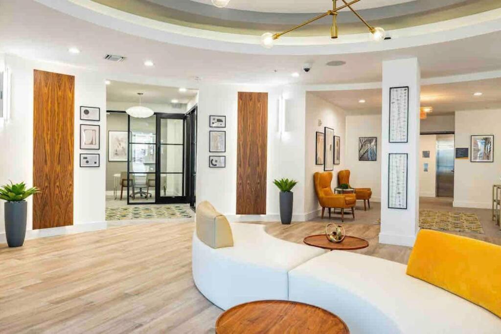 Luxury Apt 3 Mins To Dt Tampa -Pool-Gym-Balcony Ngoại thất bức ảnh