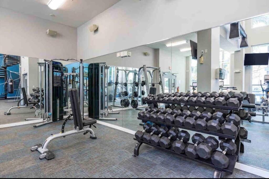 Luxury Apt 3 Mins To Dt Tampa -Pool-Gym-Balcony Ngoại thất bức ảnh