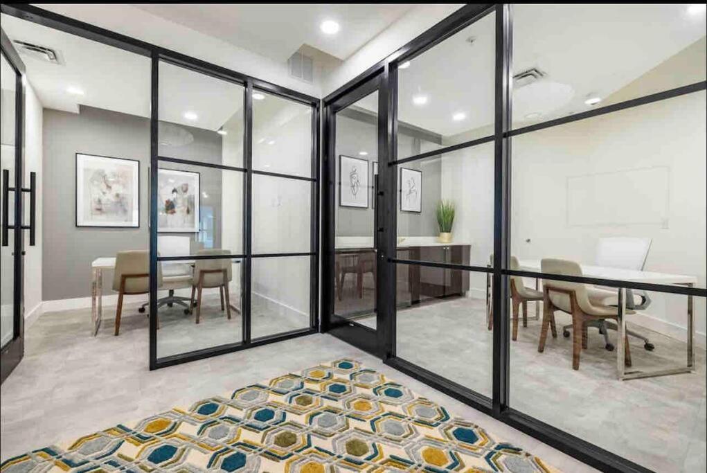 Luxury Apt 3 Mins To Dt Tampa -Pool-Gym-Balcony Ngoại thất bức ảnh