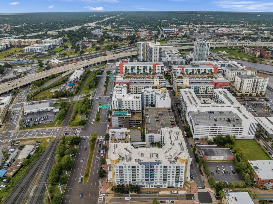 Luxury Apt 3 Mins To Dt Tampa -Pool-Gym-Balcony Ngoại thất bức ảnh
