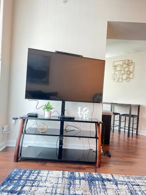 Luxury Apt 3 Mins To Dt Tampa -Pool-Gym-Balcony Ngoại thất bức ảnh